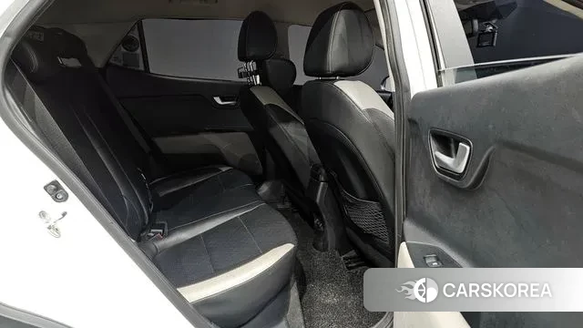 Kia Stonic 2019 Белый из Кореи, фото 2