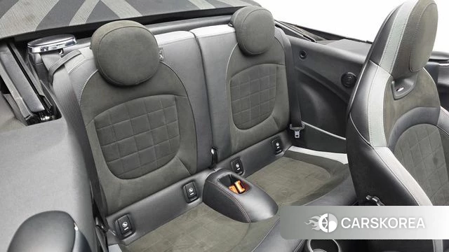 Mini Cooper S Convertible 2020 Серебристо-серый из Кореи, фото 2