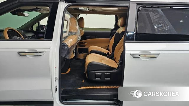Kia Carnival 4th generation 2021 Белый из Кореи, фото 2