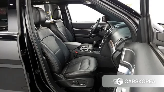 Ford Explorer 2018 Черный из Кореи, фото 2