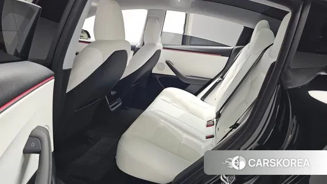 Tesla Model 3 2025 Черный из Кореи, фото 2