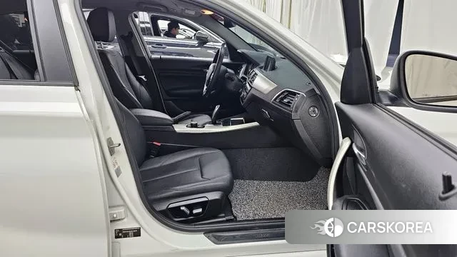 BMW 1 Series (F20) 2018 Белый из Кореи, фото 2