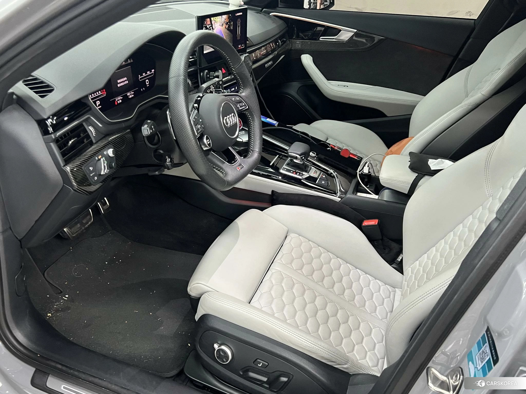 Audi RS 4 2020 Серебристо-серый из Китая, фото 2