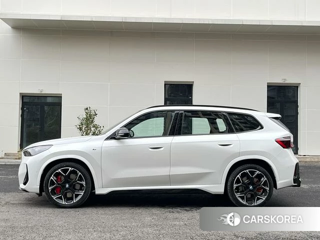 BMW X1 2024 Белый из Китая, фото 2