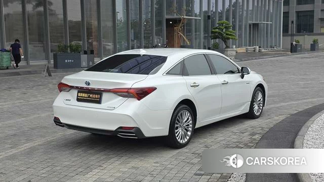 Toyota Asian dragon 2023 Белый из Китая, фото 2