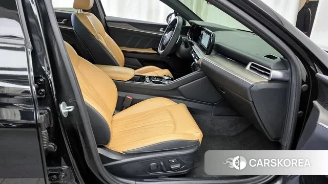 Kia K5 3rd generation 2021 Черный из Кореи, фото 2