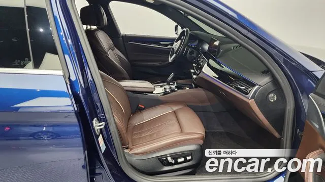 BMW 5 Series (G30) 2019 Синий из Кореи, фото 2