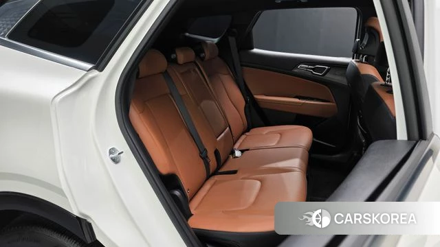 Kia Sportage 5th Generation 2024 Белый из Кореи, фото 2