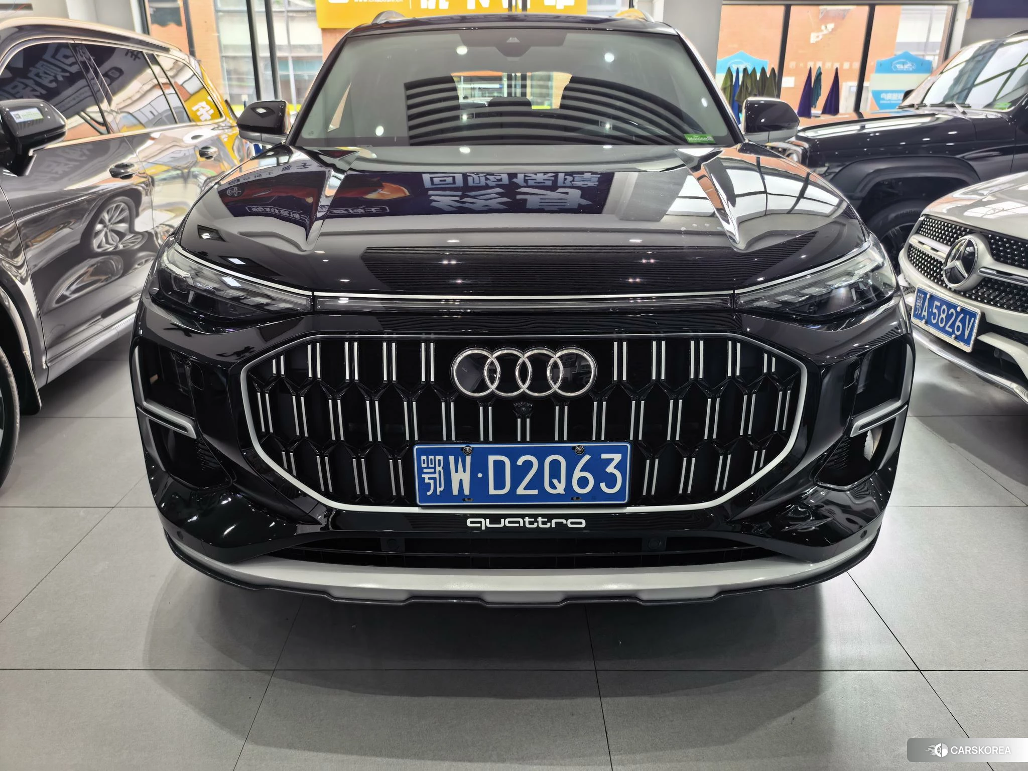 Audi Q6 2023 Черный из Китая, фото 2