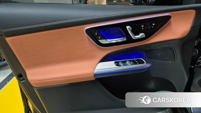 Mercedes-Benz GLC-Class X254 2025 Черный из Кореи, фото 2