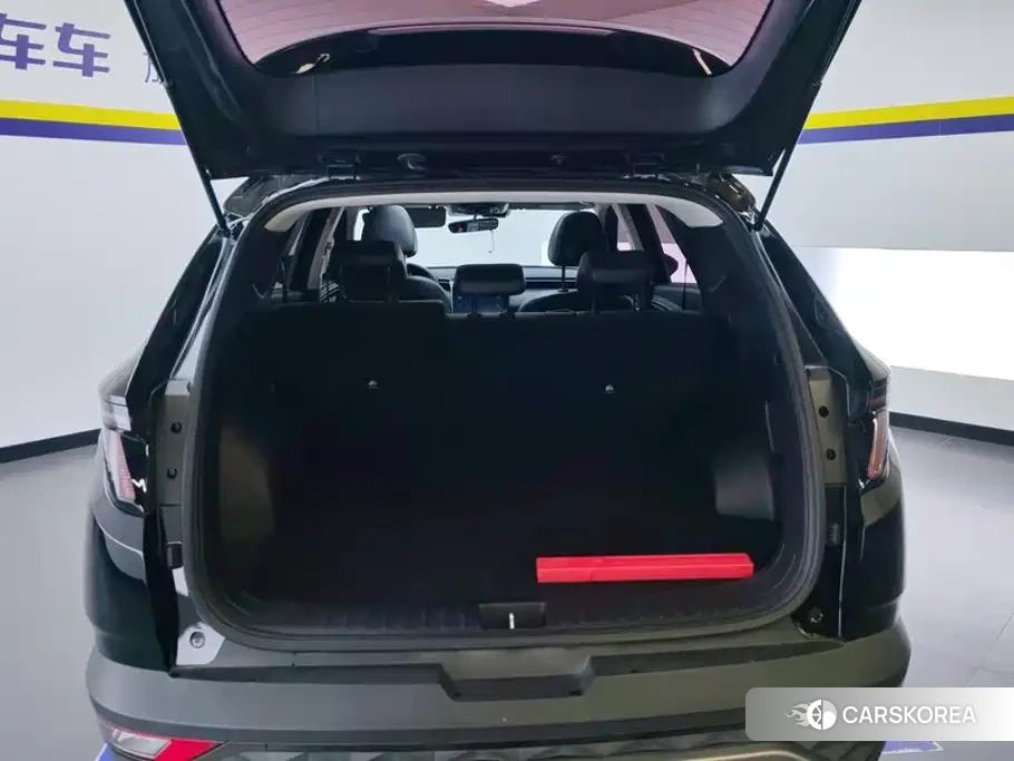 Hyundai Tucson 2023 Черный из Китая, фото 2