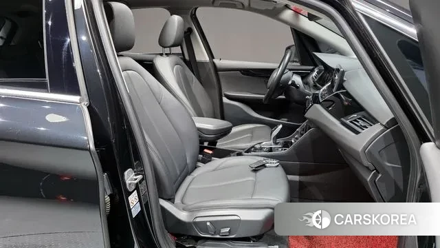 BMW 2 Series Active Tourer (F45) 2021 Черный из Кореи, фото 2