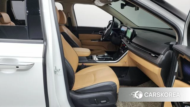 Kia Carnival 4th generation 2023 Белый из Кореи, фото 2