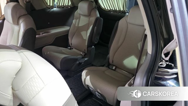 Kia Carnival 4th generation 2023 Черный из Кореи, фото 2