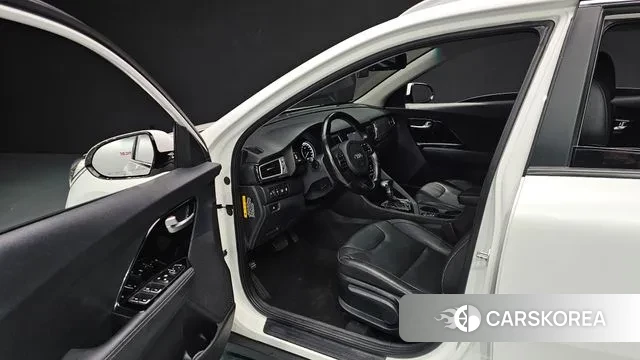 Kia Niro 2018 Белый из Кореи, фото 2