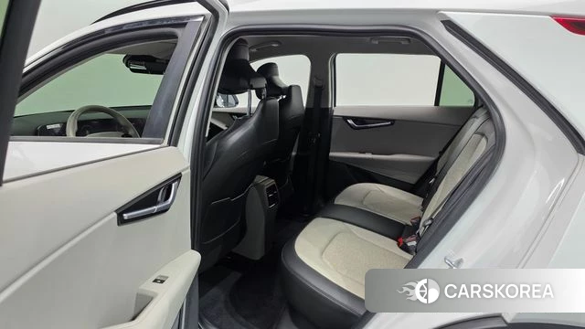 Kia Di All New Niro EV 2022 Белый из Кореи, фото 2