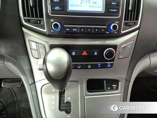 Hyundai The New Grand Starex 2018 Белый из Кореи, фото 2