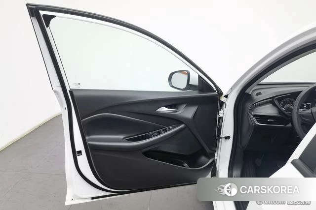 Buick Weilang 2023 Белый из Китая, фото 2