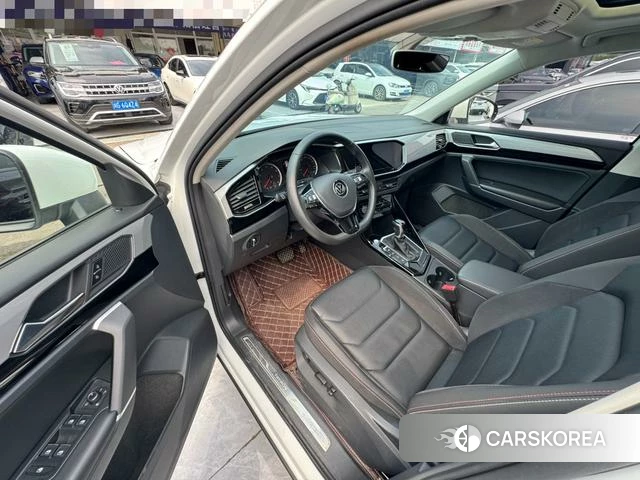 Volkswagen Tanyue 2021 Белый из Китая, фото 2