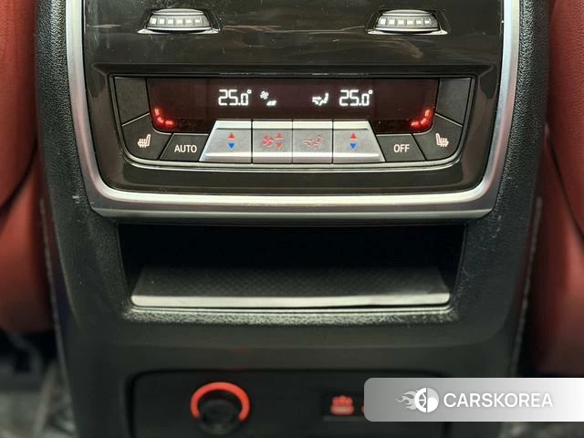 BMW X5 2024 Черный из Китая, фото 2
