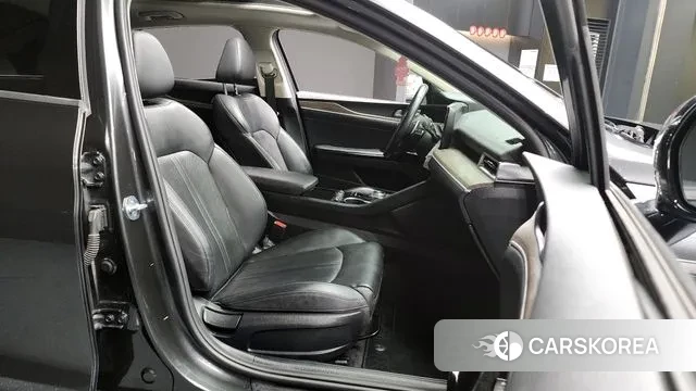 Kia K5 3rd generation 2021 Серый из Кореи, фото 2