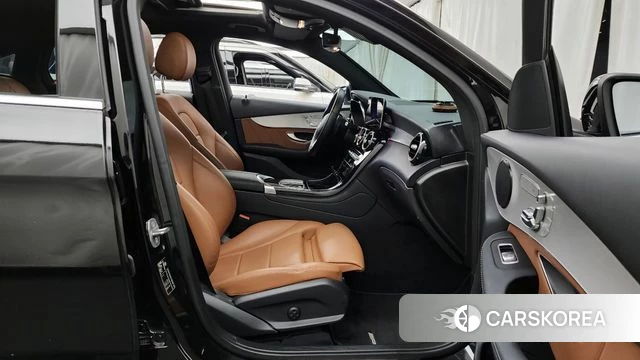 Mercedes-Benz GLC-Class X253 2021 Черный из Кореи, фото 2