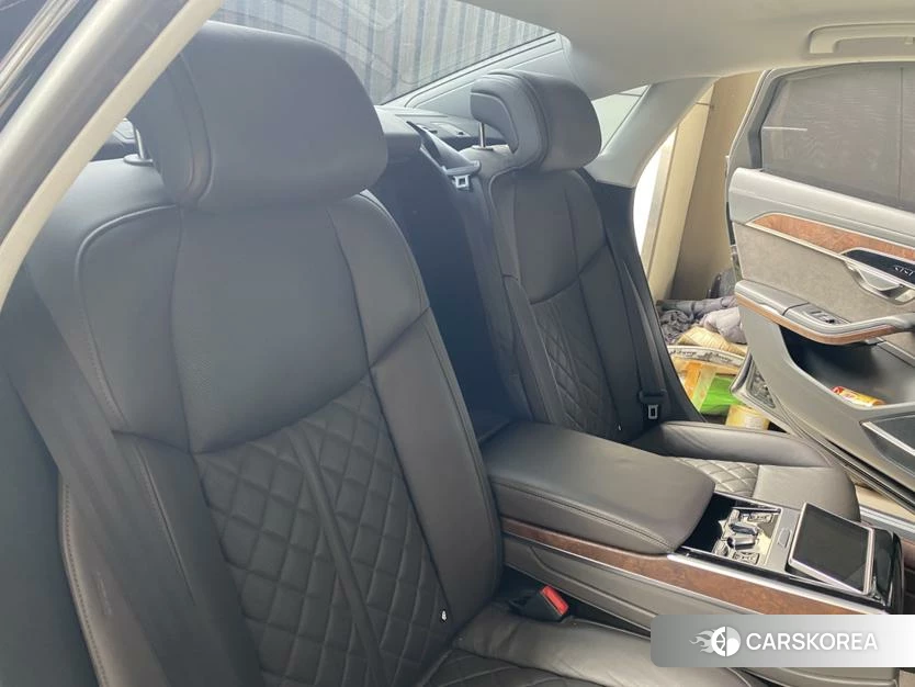 Audi A8 2020 Черный из Китая, фото 2