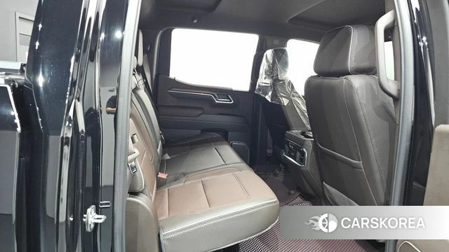 GMC Sierra 2025 Черный из Кореи, фото 2
