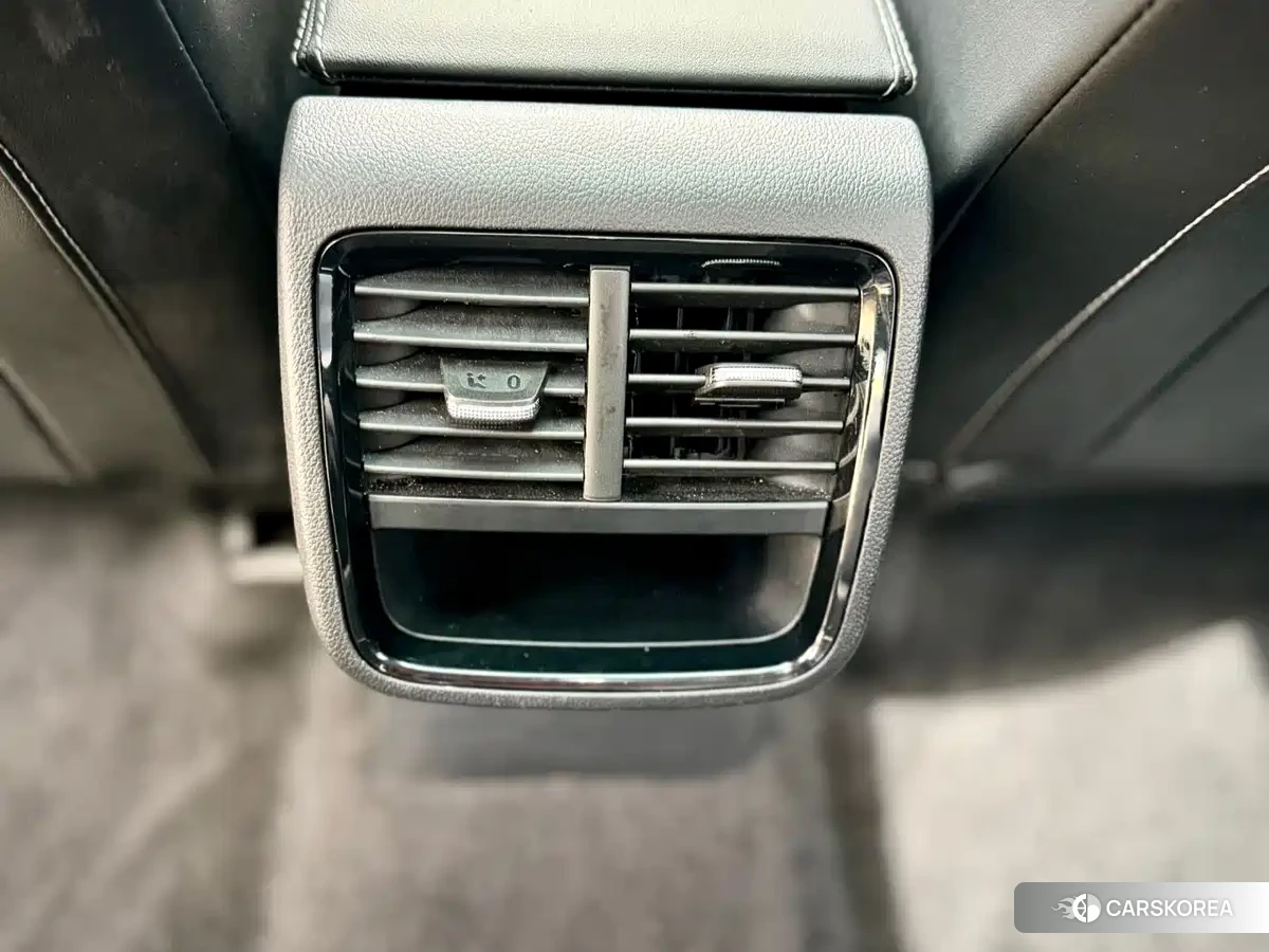 Skoda Octavia 2023 Белый из Китая, фото 2