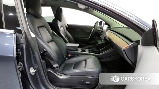 Tesla Model 3 2020 Серый из Кореи, фото 2