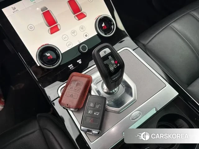 Land Rover Range Rover Evoque 2nd Generation 2020 Цвет галактики из Кореи, фото 2