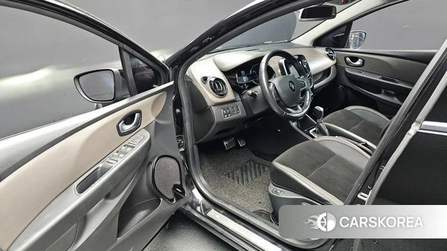 Renault Korea (Samsung) Clio 2018 Черный из Кореи, фото 2