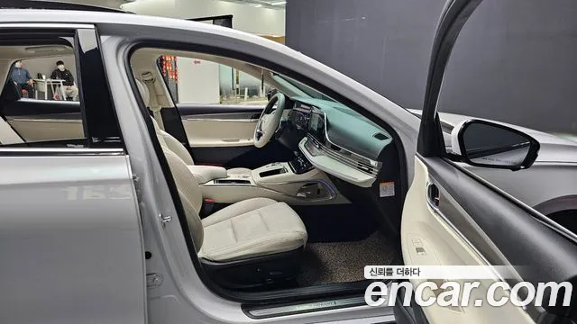 Hyundai The New Grandeur IG Hybrid id 2718133 из Кореи 2