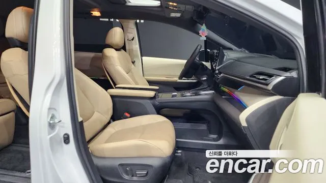 Toyota Sienna 4th Generation 2023 Белый из Кореи, фото 2