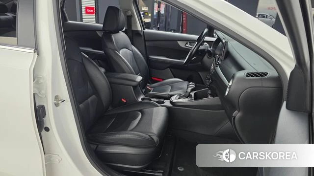 Kia Come New K3 2018 Белый из Кореи, фото 2