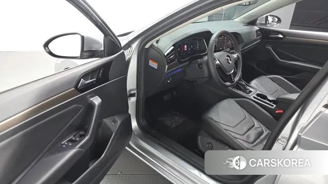 Volkswagen 7th Generation of Jetta 2021 Серебряный из Кореи, фото 2