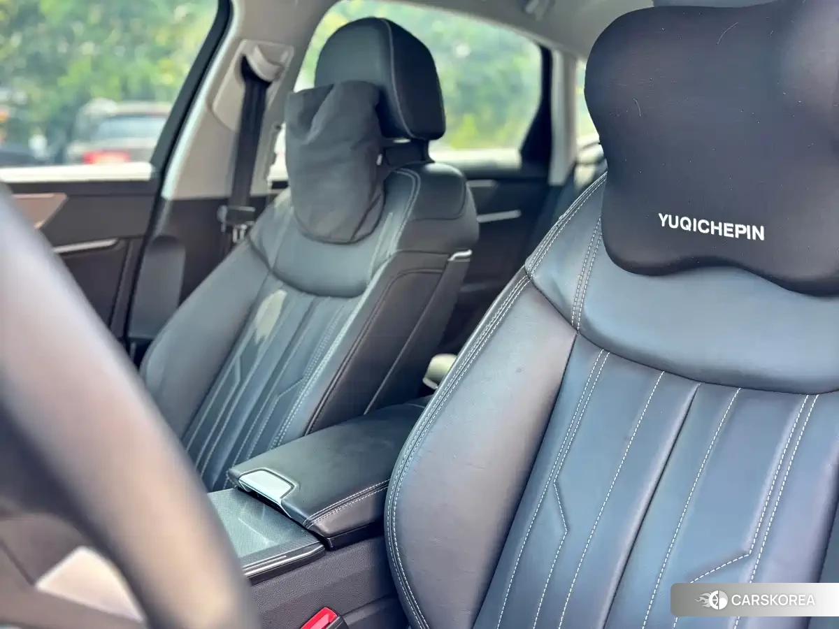 Audi A6L 2023 Черный из Китая, фото 2
