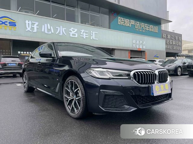 BMW 5 series 2024 Черный из Китая, фото 2