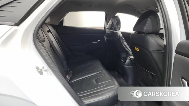 Hyundai Avante (CN7) 2022 Белый из Кореи, фото 2