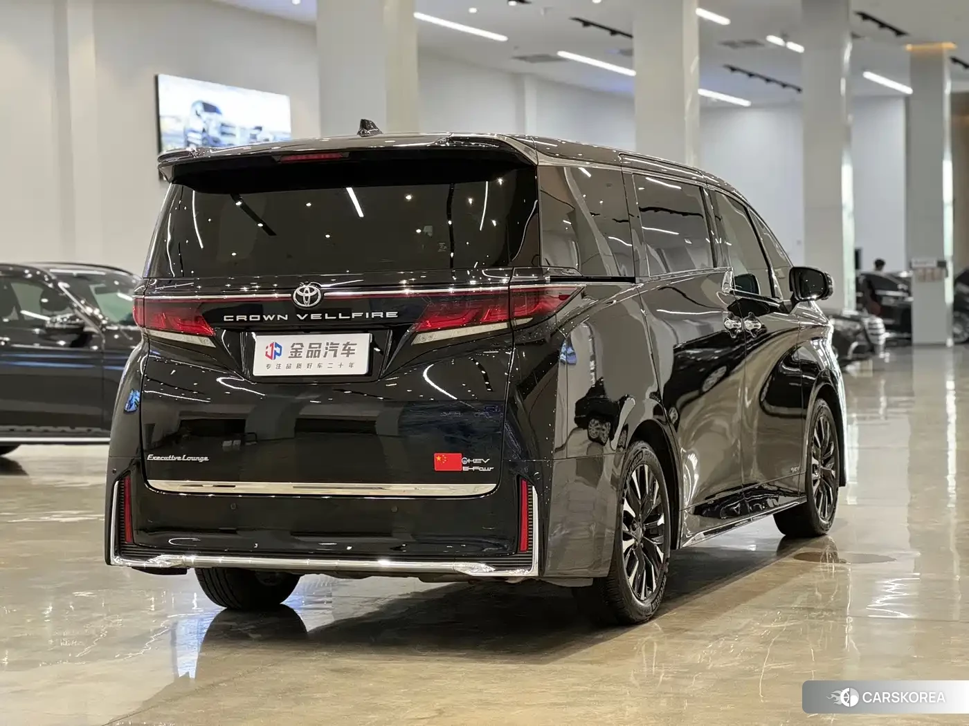 Toyota Vellfire 2023 Черный из Китая, фото 2