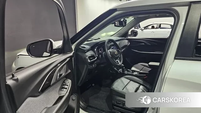 Chevrolet (GM Daewoo) Trailblazer 2022 Белый из Кореи, фото 2