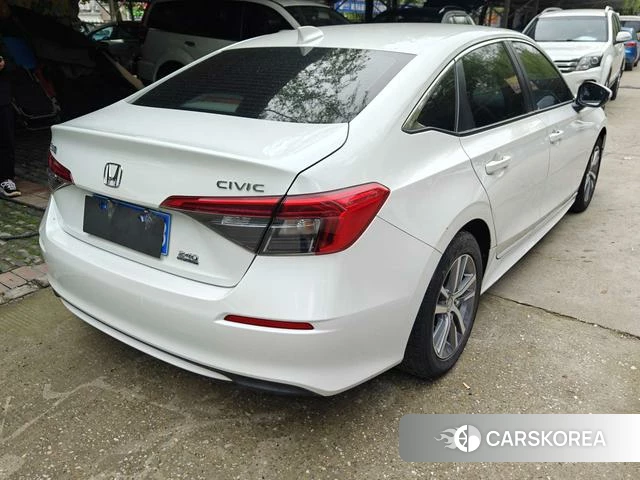 Honda Civic 2022 Белый из Китая, фото 2