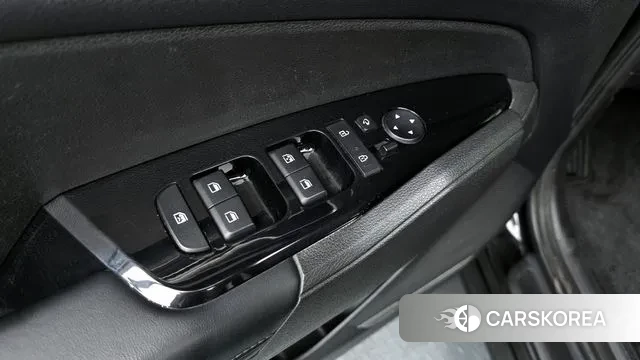 Kia Sportage 5th Generation Hybrid 2021 Черный из Кореи, фото 2