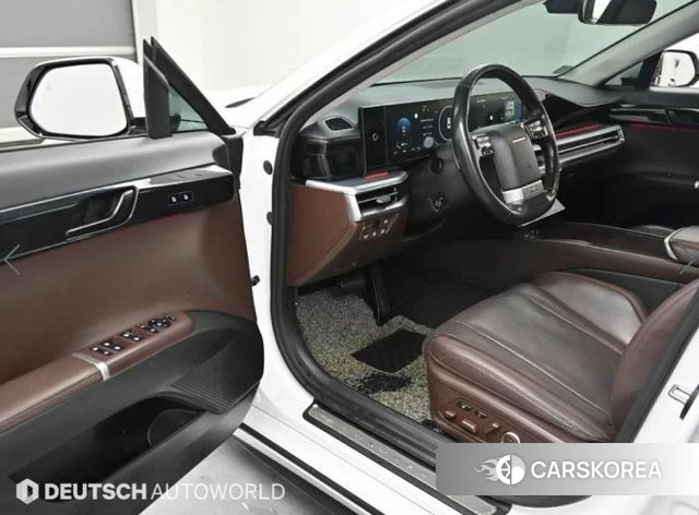 Hyundai Grandeur Hybrid (GN7) 2023 Белый из Кореи, фото 2