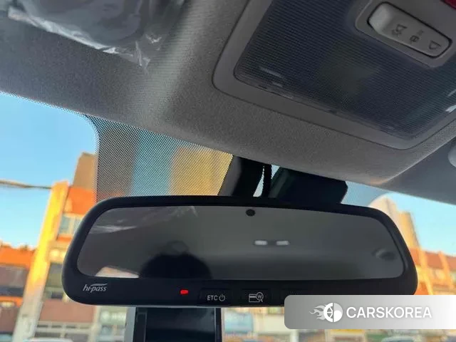 Hyundai Venue 2024 Белый из Кореи, фото 2