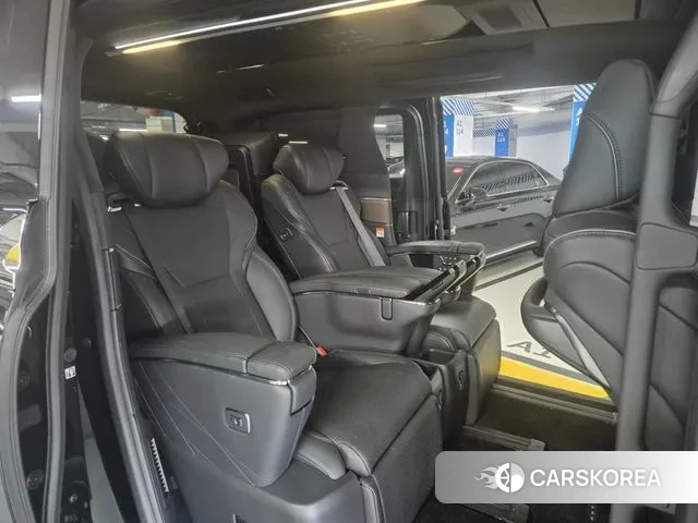 Toyota Alphard 4th Generation 2025 Черный из Кореи, фото 2