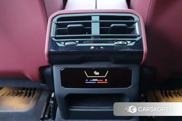 BMW 5 series 2024 Черный из Китая, фото 2