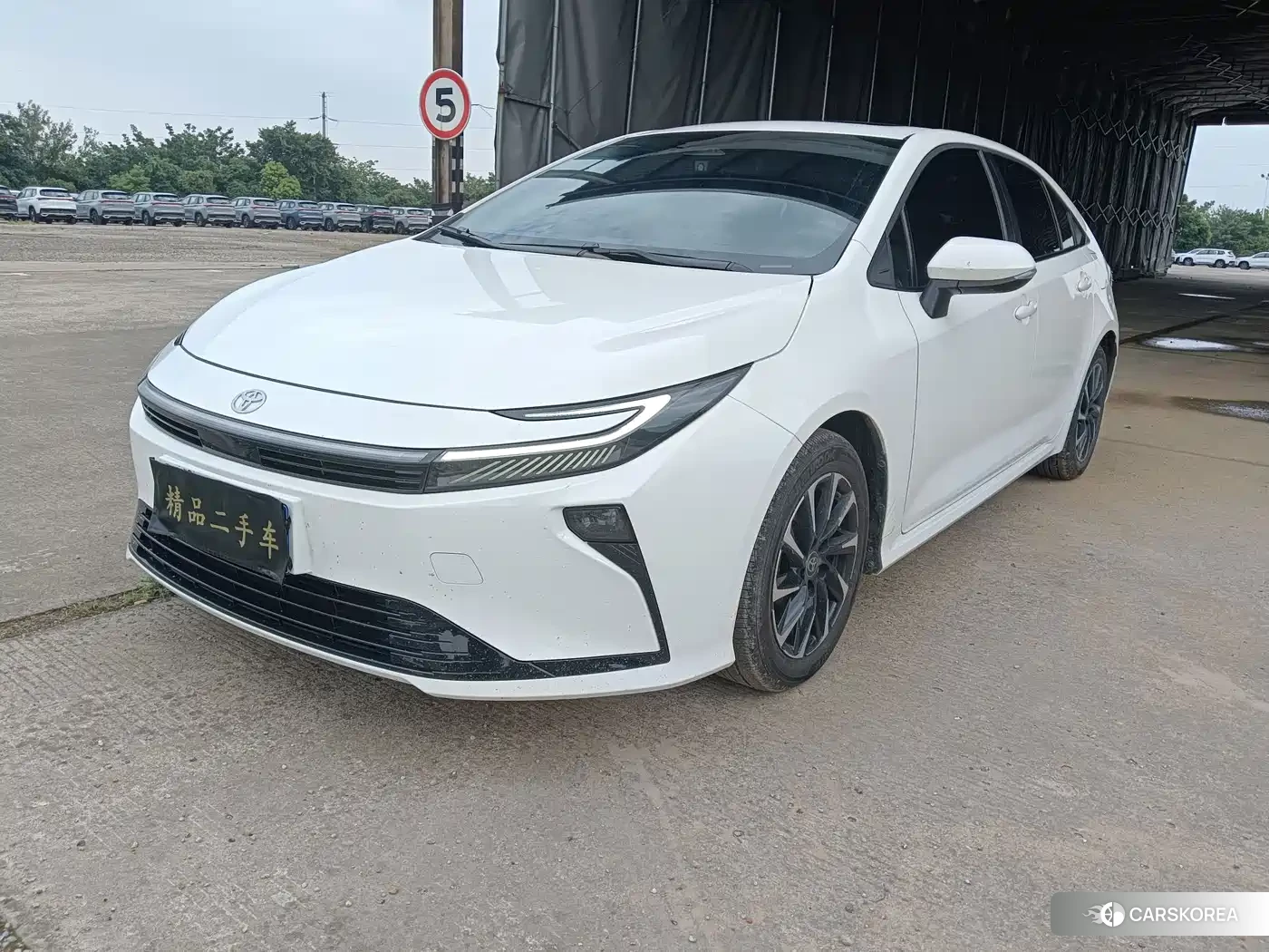 Toyota Corolla 2025 Белый из Китая, фото 2