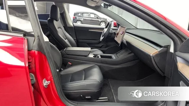 Tesla Model 3 2022 Красный из Кореи, фото 2