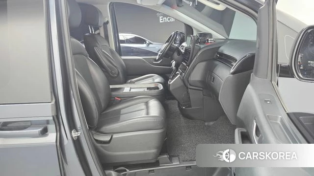 Hyundai Staria 2021 Серый из Кореи, фото 2